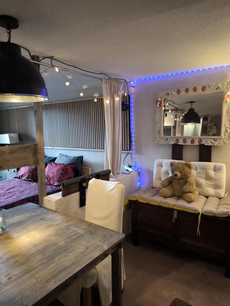Love-Room Discret 40 M2 Bormes Les Mimosas Village Avec Terrasse Экстерьер фото